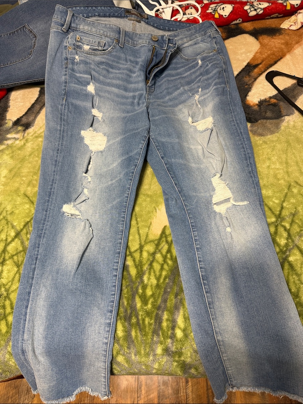 torrid Light Blue Crop Boyfriend Jeans